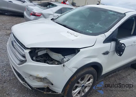 2017 Ford Escape Se z USA, uszkodzony, nr VIN 1FMCU0GD9HUE64639